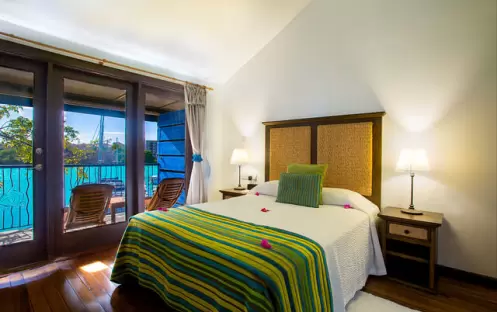 True Blue Bay Boutique Resort-Waterfront Suite 1_7332